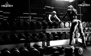 Кой каза, че жените не трябва да тренират с тежести?